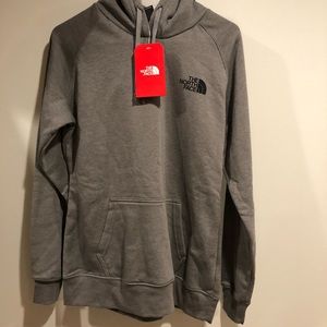 BRAND NEW TAGS ON north face hoodie!